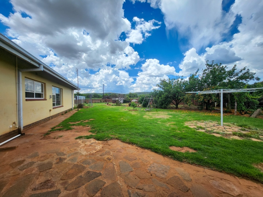 3 Bedroom Property for Sale in Hartbeesfontein North West